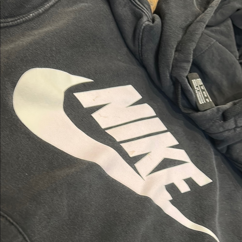 Nike Black and White Sweater with Iconic Swoosh - Picture 2 of 3